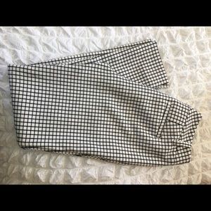 CAbi modern fit tapered leg pant